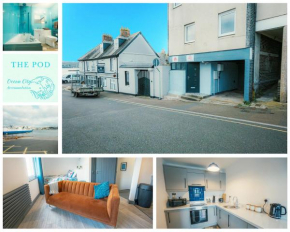 Torpoint Pod - Free Parking